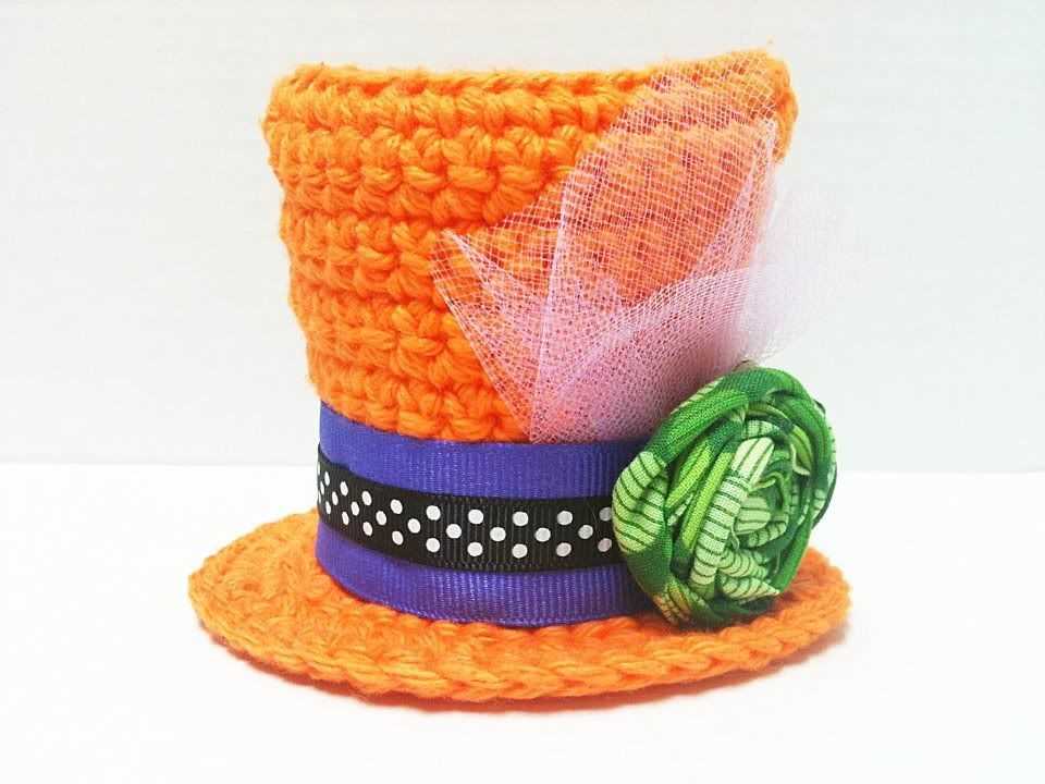 Mini hat knitting pattern
