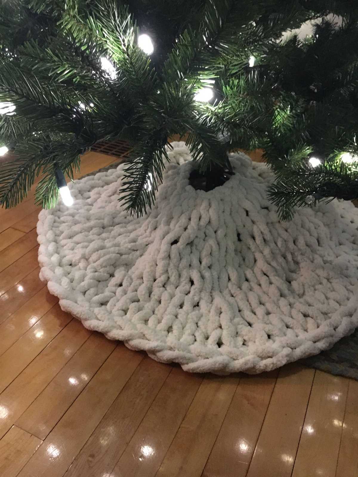 Pattern for knitted tree skirt