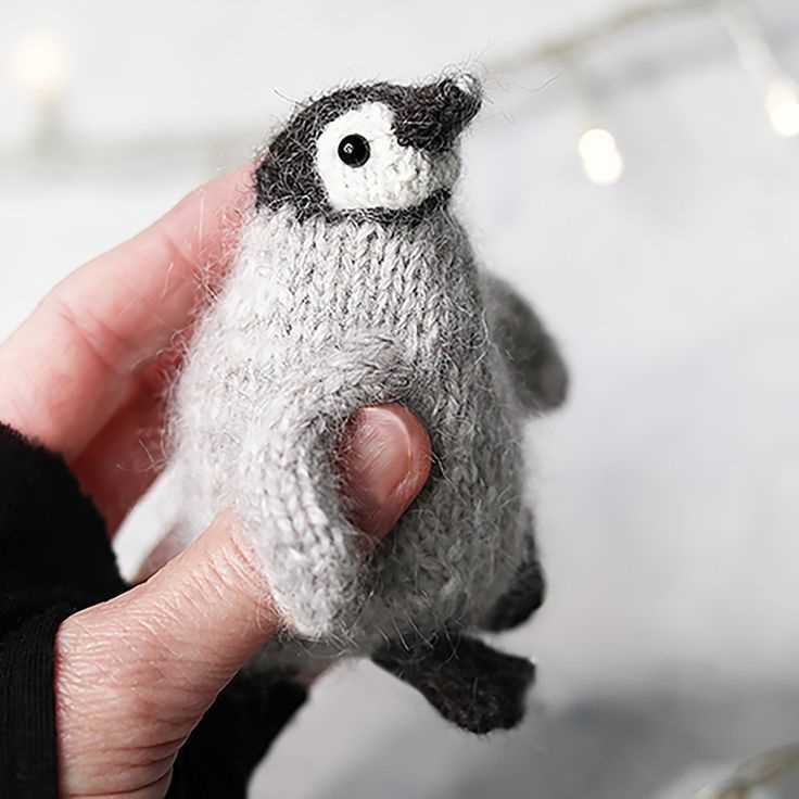 Create your own adorable penguin with this knitting pattern! Penguin knitting pattern