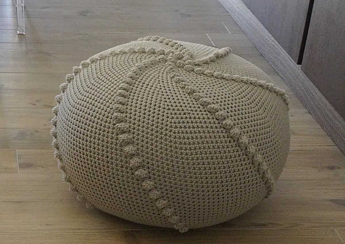 Pouf ottoman knitting pattern