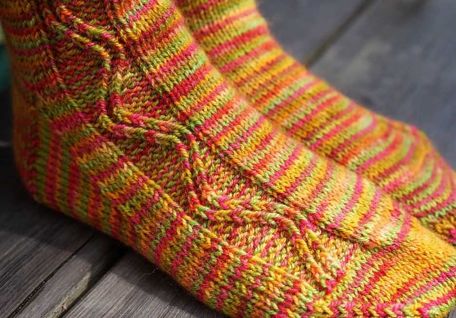 Ravelry free knitting patterns for beginners
