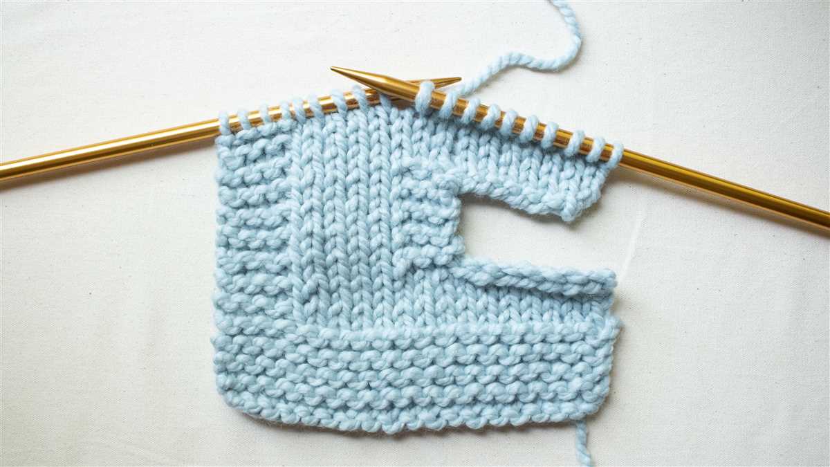 Ravelry knitted slippers free pattern