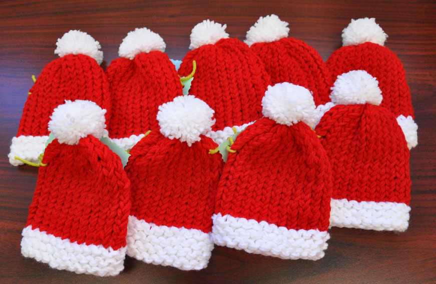 Santa hat pattern knit