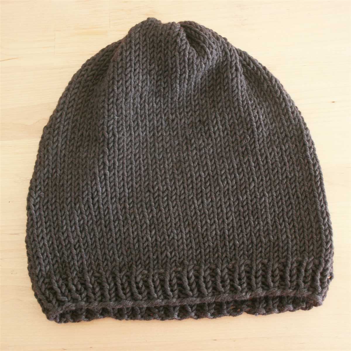 Simple rib knit hat pattern