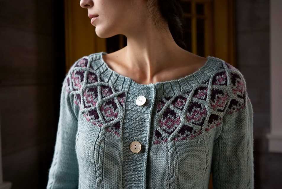 Snowflake cardigan knitting pattern