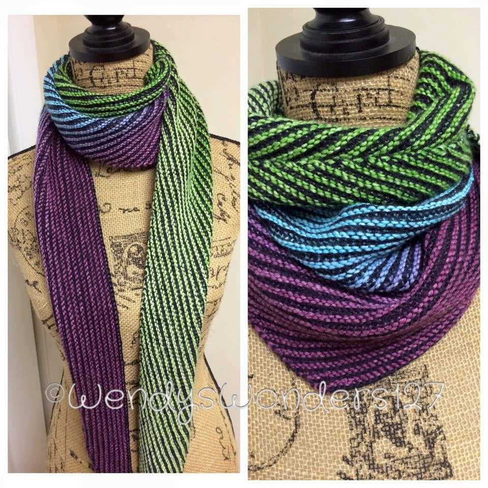 Striped knitted scarf pattern