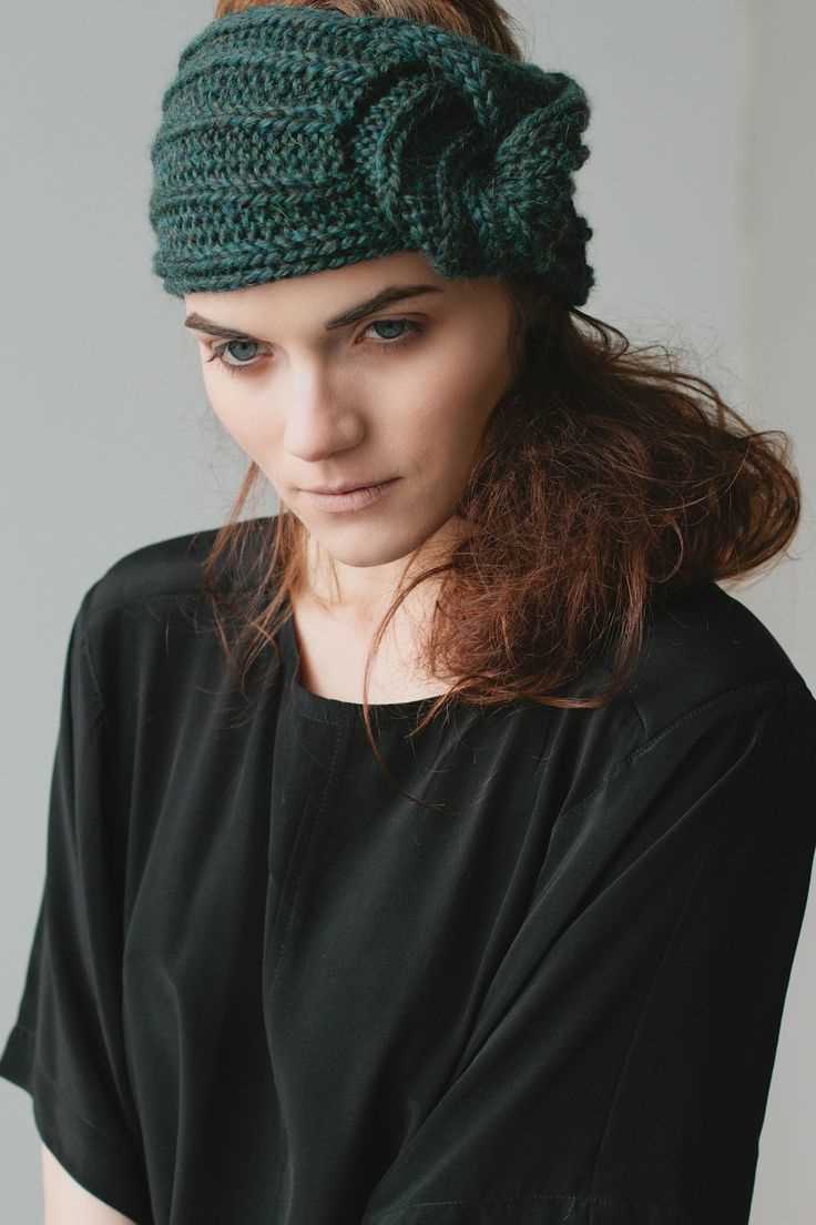 Twisted headband pattern knit