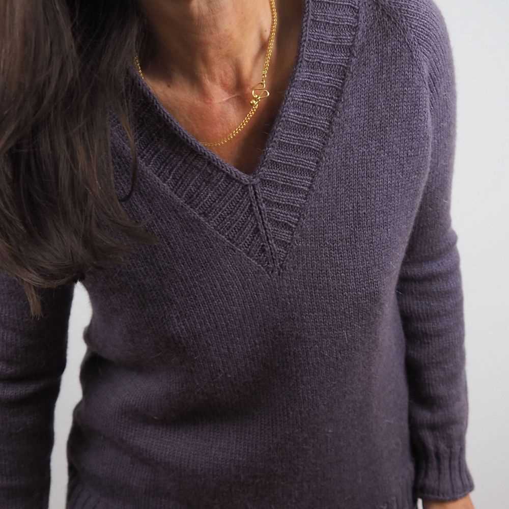 V neck pullover knitting pattern