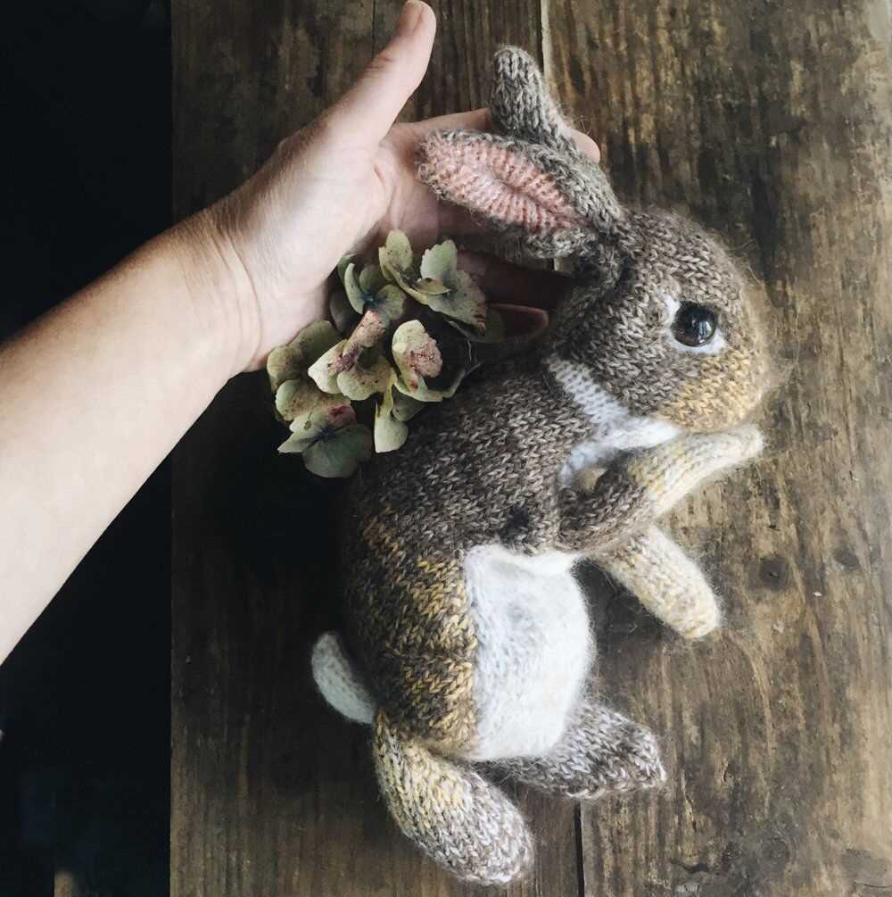 Wild rabbit knitting pattern