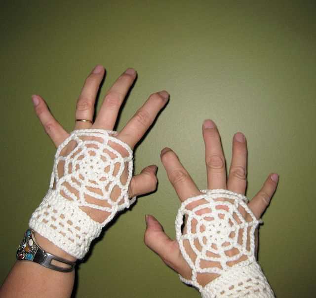 Wristlet knitting pattern free