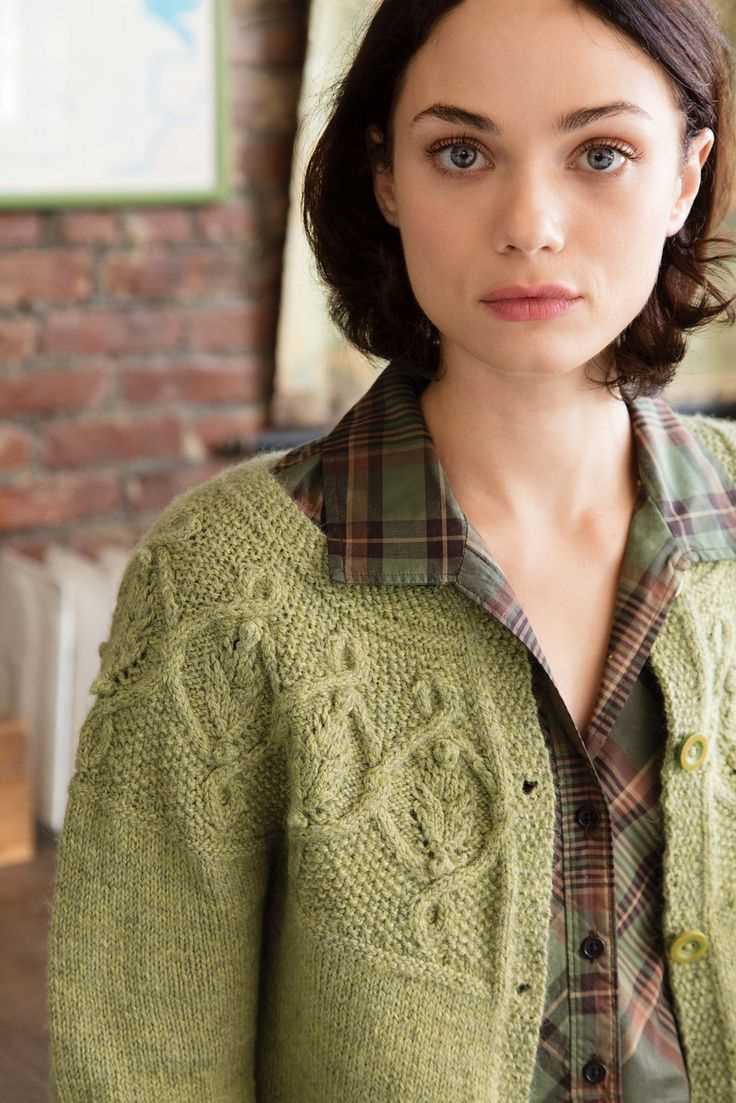 Yoke cardigan knitting pattern