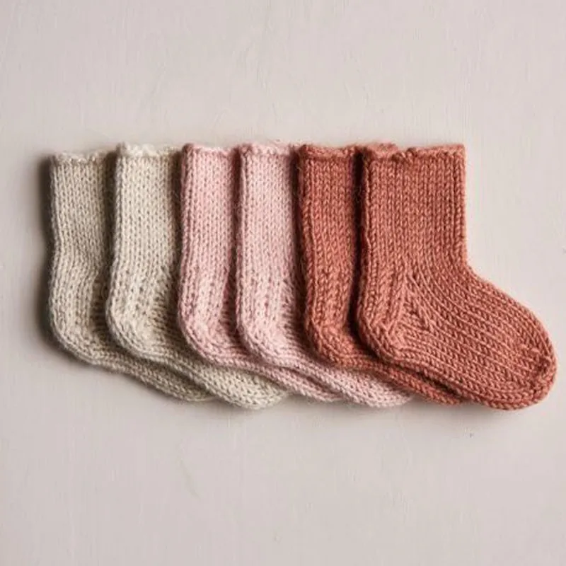 Alpaca socks knitting pattern