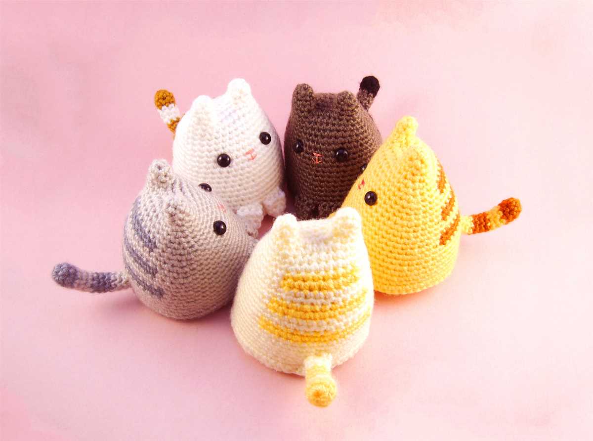 Amigurumi knits patterns for 20 cute mini knits