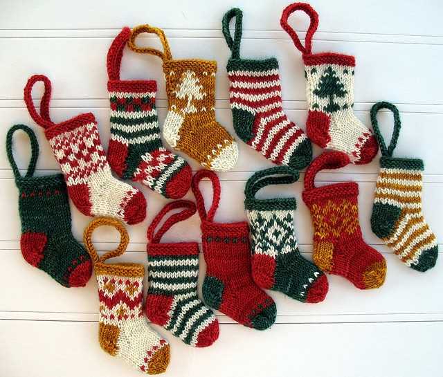 Angel christmas stocking knitting pattern