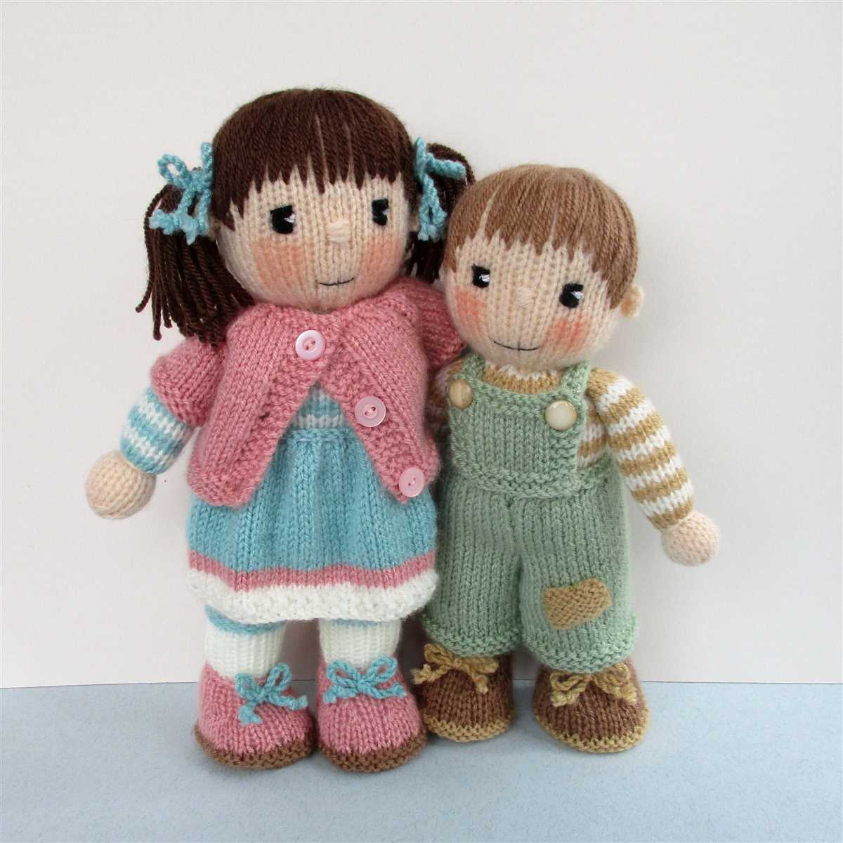Dolls knitting patterns for free