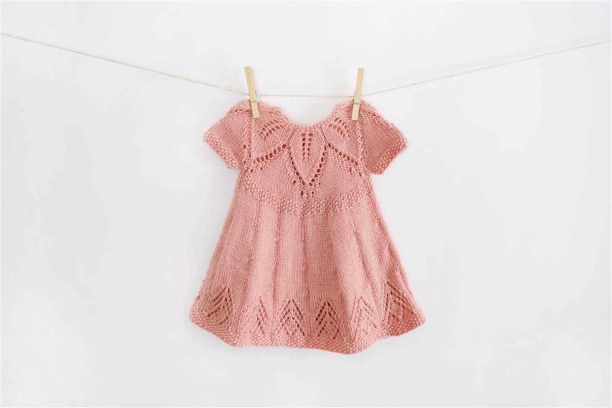Baby dress knitting pattern