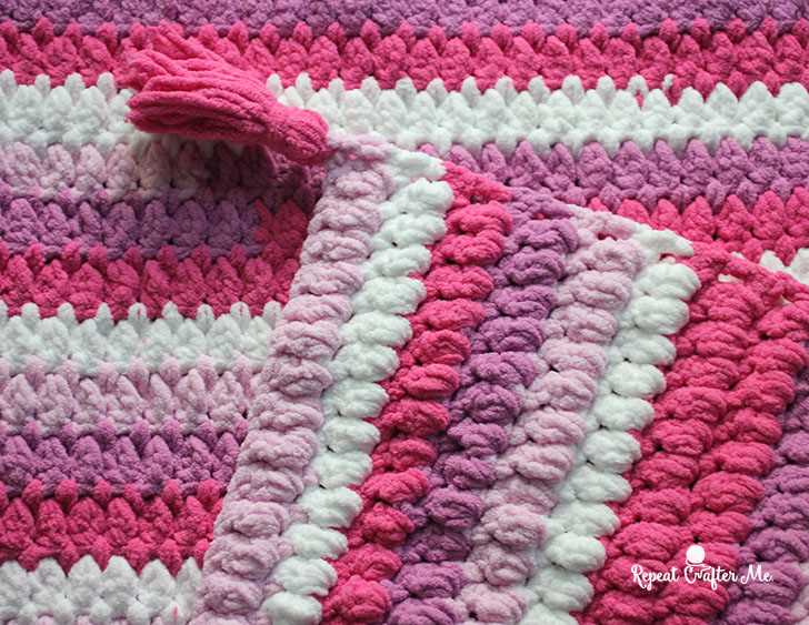 Bernat blanket yarn knit hat pattern