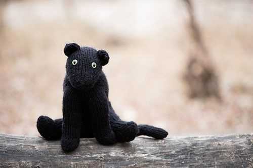 Black panther knitting pattern