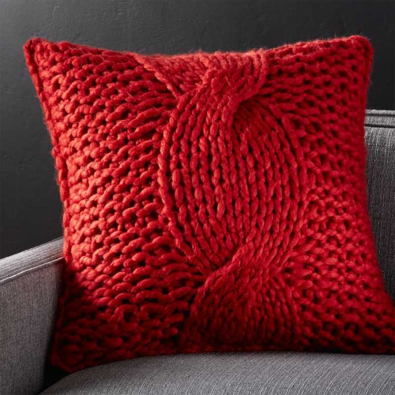 Chunky cable knit pillow pattern