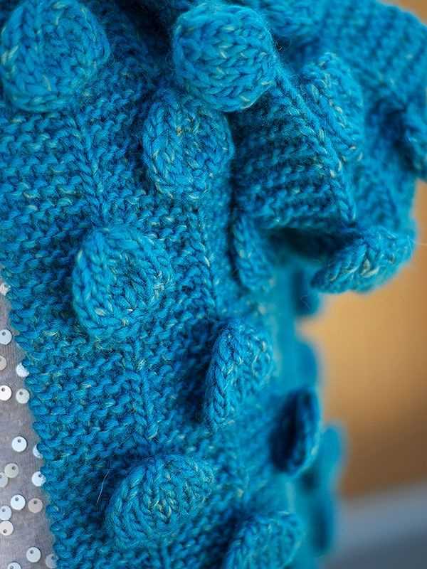Bobble knit scarf pattern