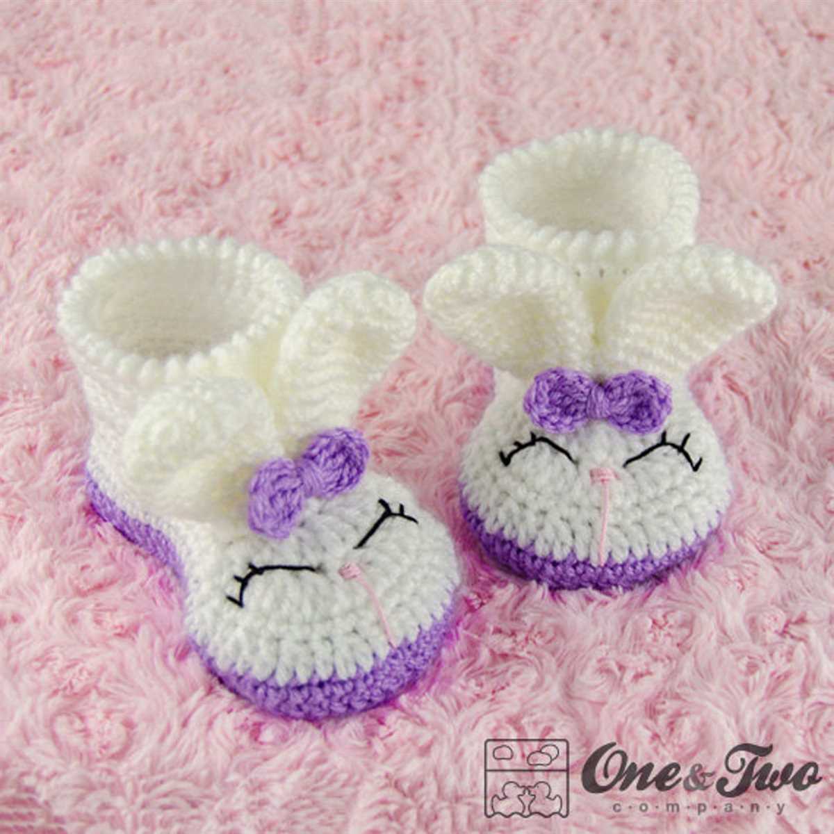 Bunny booties knitting pattern