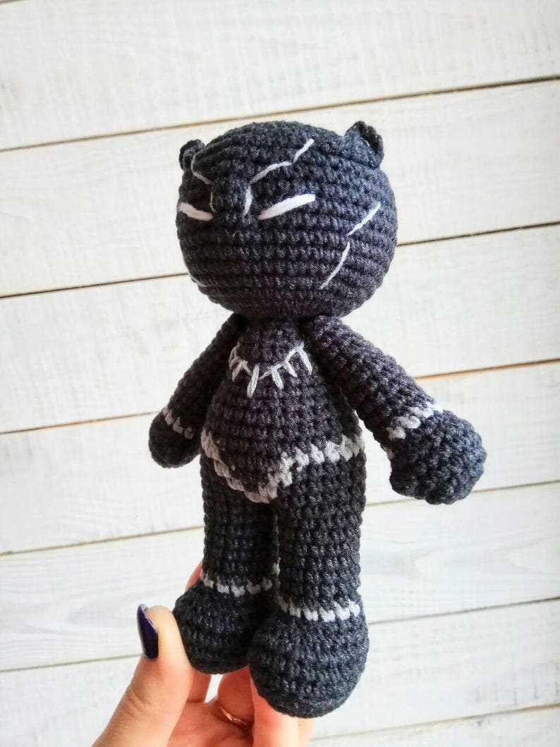 Black panther knitting pattern
