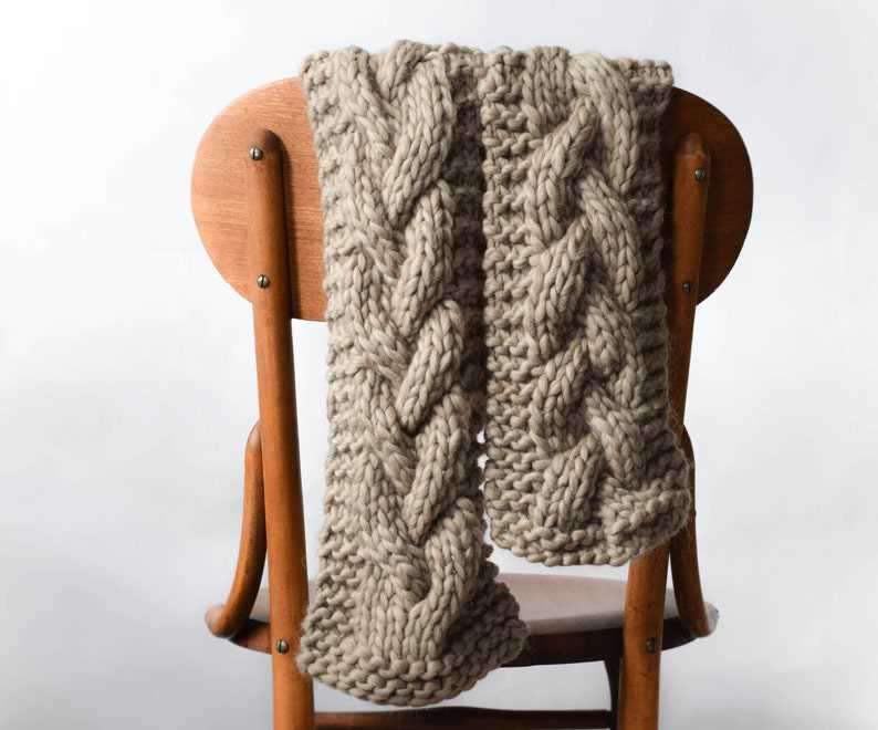 Cable knit hat pattern bulky yarn