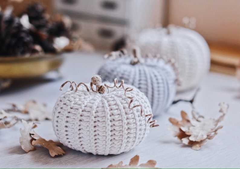 Cable knit pumpkin pattern