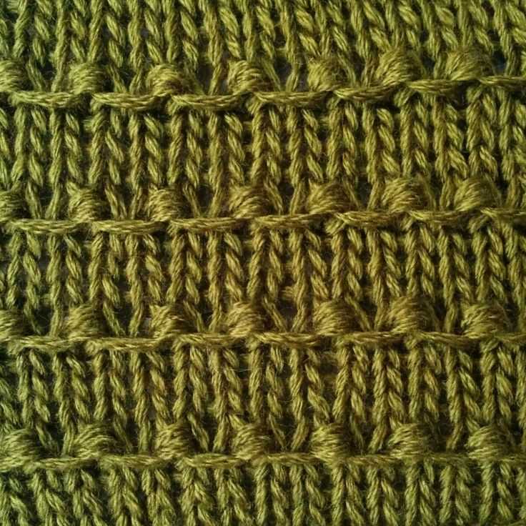 Bobble knit scarf pattern