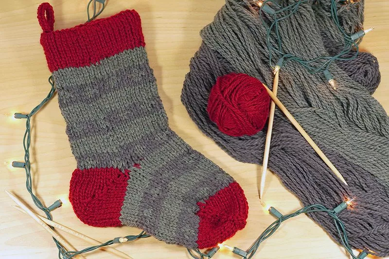 Knitting pattern small christmas stocking