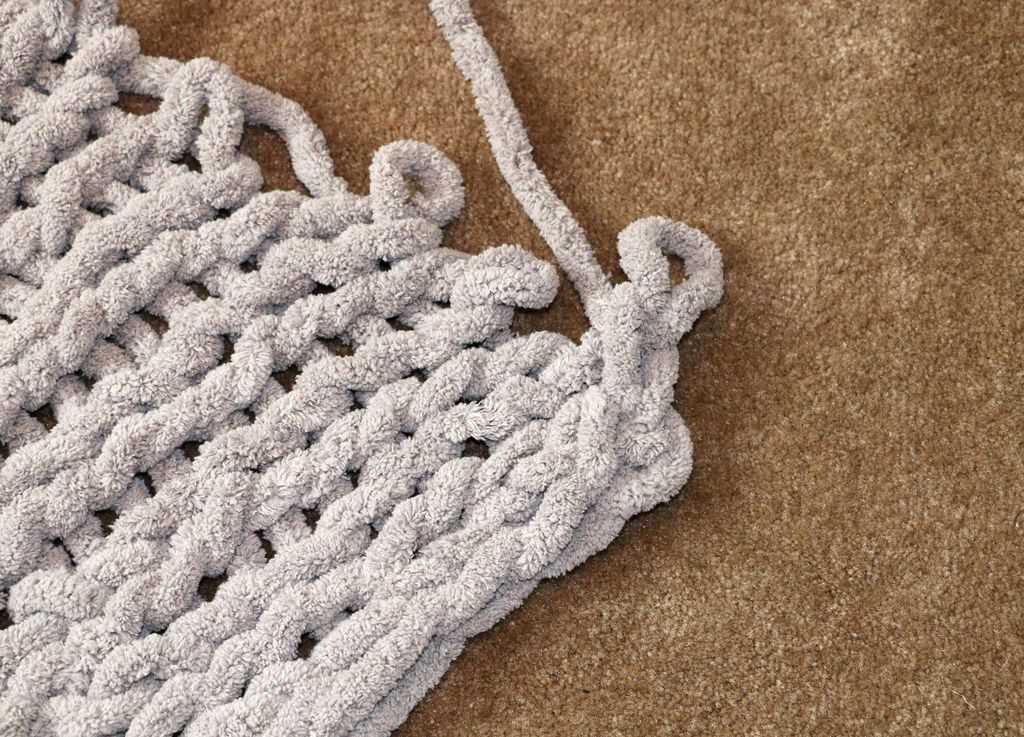 Chenille blanket knitting pattern