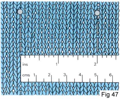 Changing gauge knitting pattern
