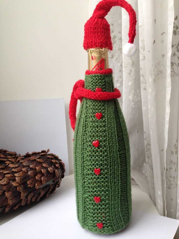 Christmas wine bottle cover knitting pattern