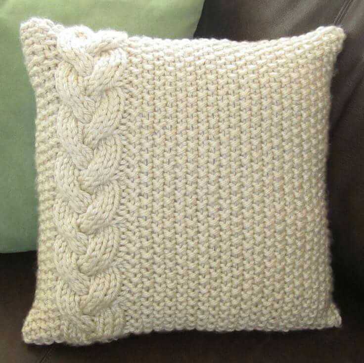 Chunky cable knit pillow pattern