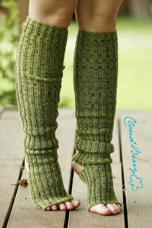 Long leg warmers knitting pattern