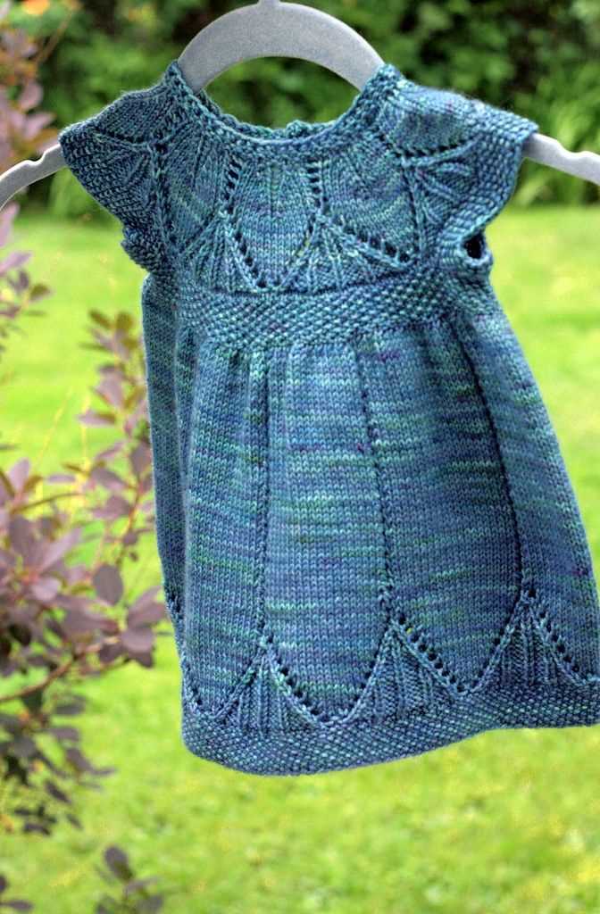 Clara dress knitting pattern