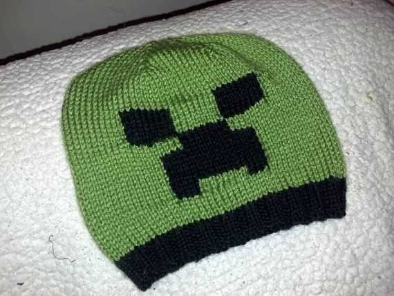 Knit Your Own Creeper with This Pattern Creeper knitting pattern