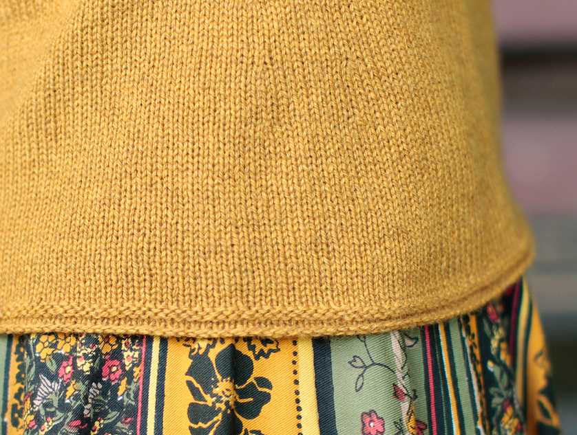 Knit swirl sweater pattern