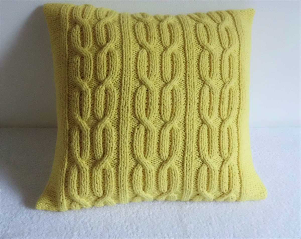 Cable knit pillow cover pattern