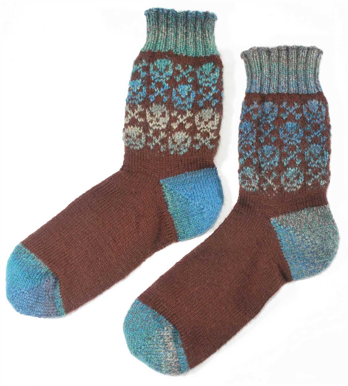 Loom knit socks pattern