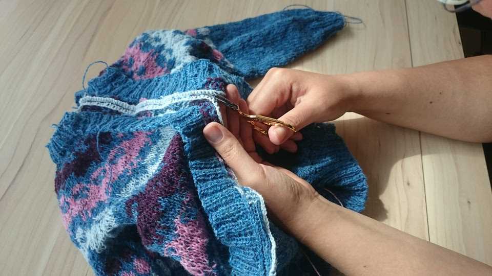 How to knit a sweater without a pattern