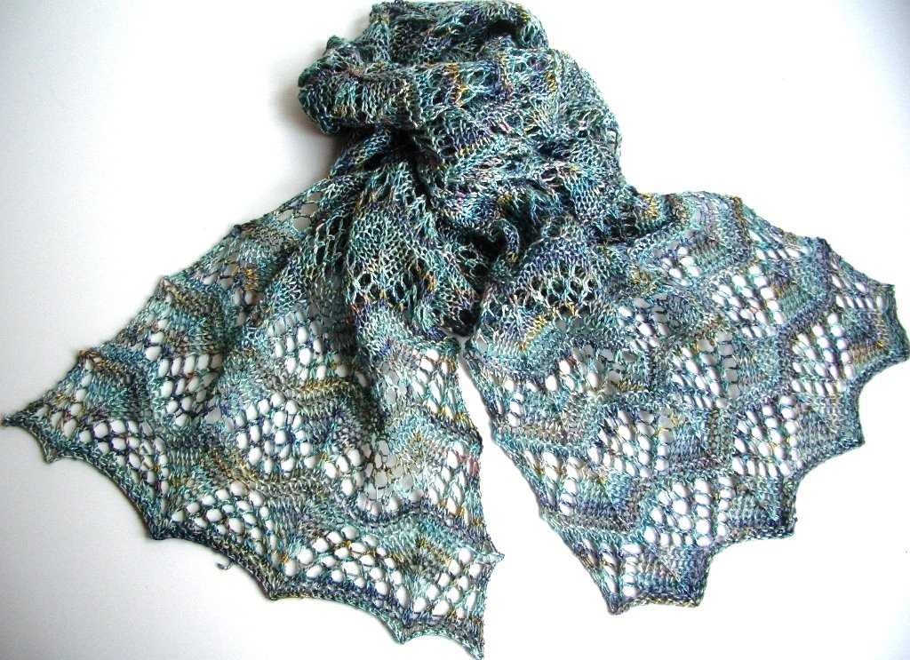 Diamond lace scarf knitting pattern