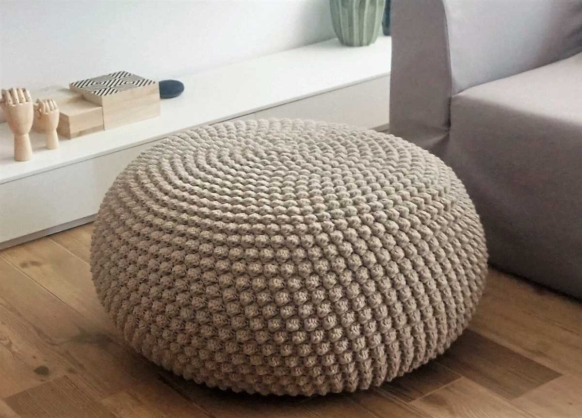 Create Your Own Knitted Pouf with This Easy DIY Pattern Diy knitted pouf pattern