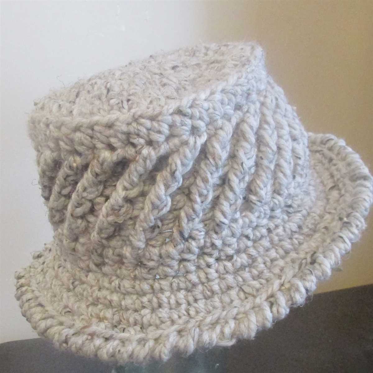 Super bulky yarn hat pattern knit