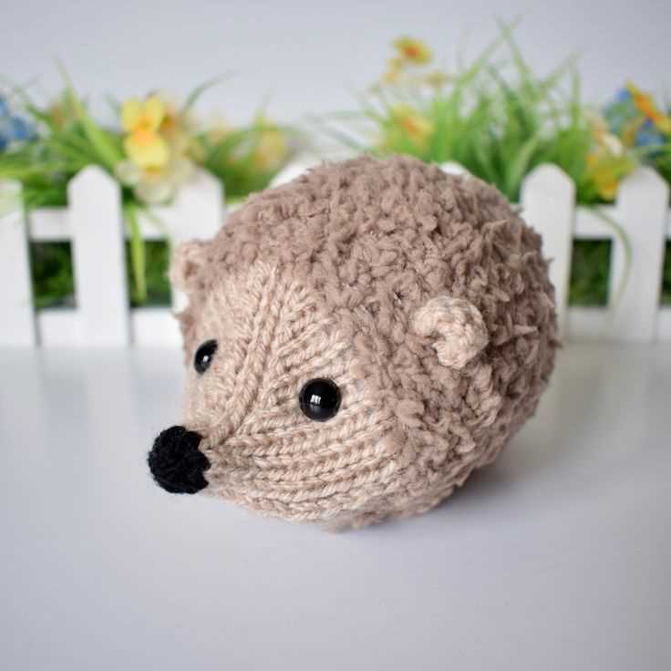 Hedgehog hat knitting pattern
