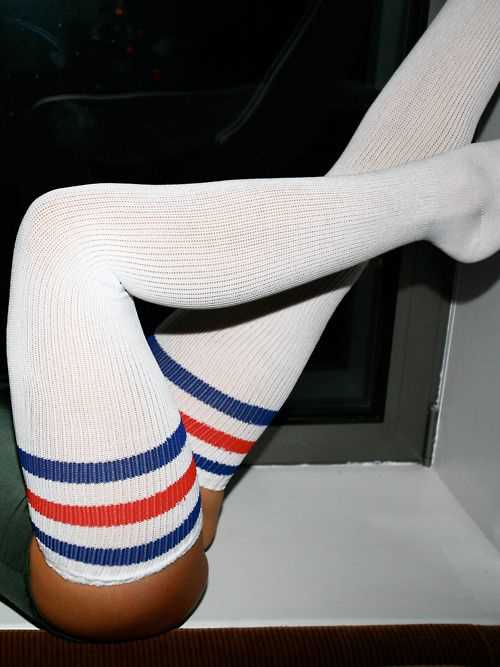 Long tail stocking cap knit pattern