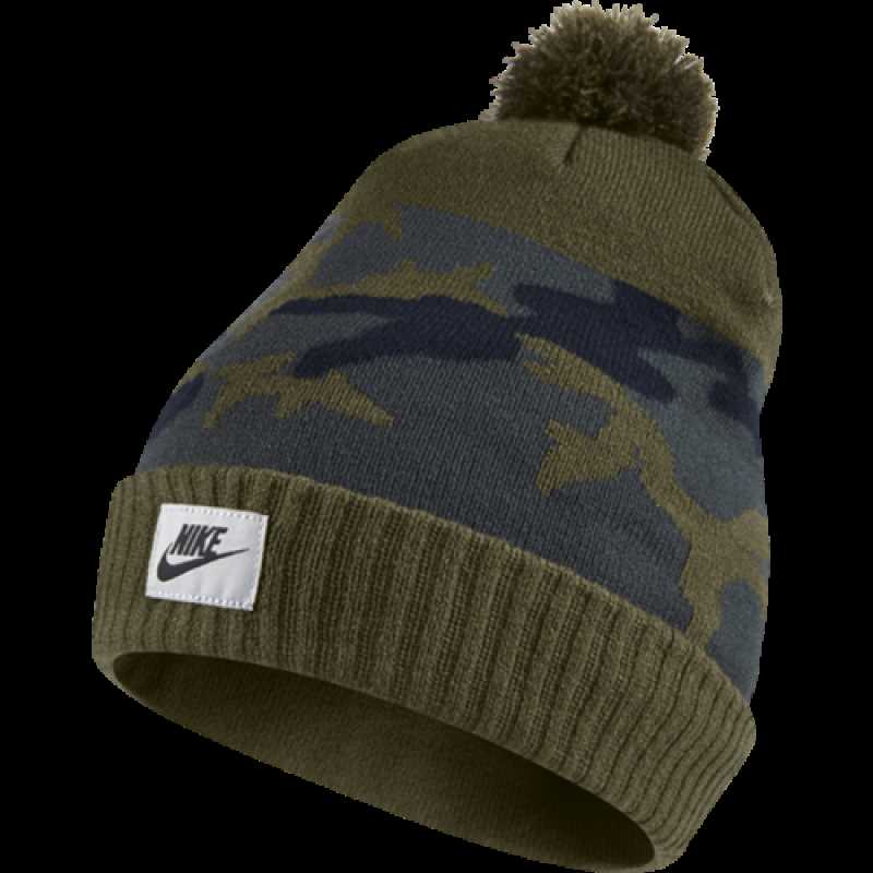 Knitted camouflage hat pattern