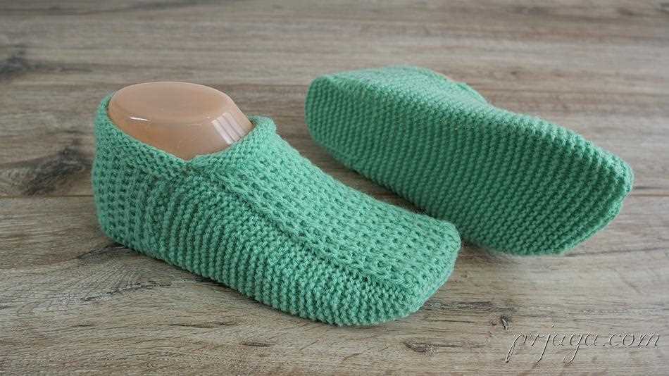 Ravelry knitted slippers free pattern