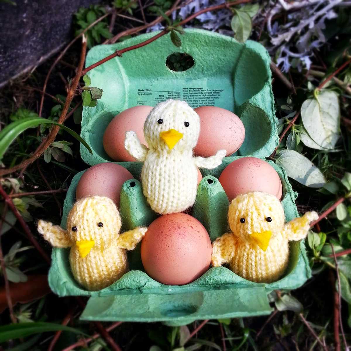 Easter chick knitting pattern