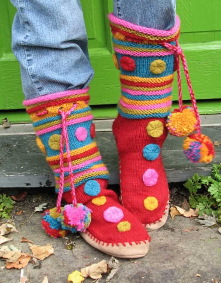 Easy knitted slipper boots pattern free